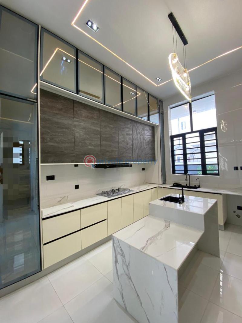 5 bedroom Detached Duplex For Sale Chevron Toll Gate Lekki Lagos - 9