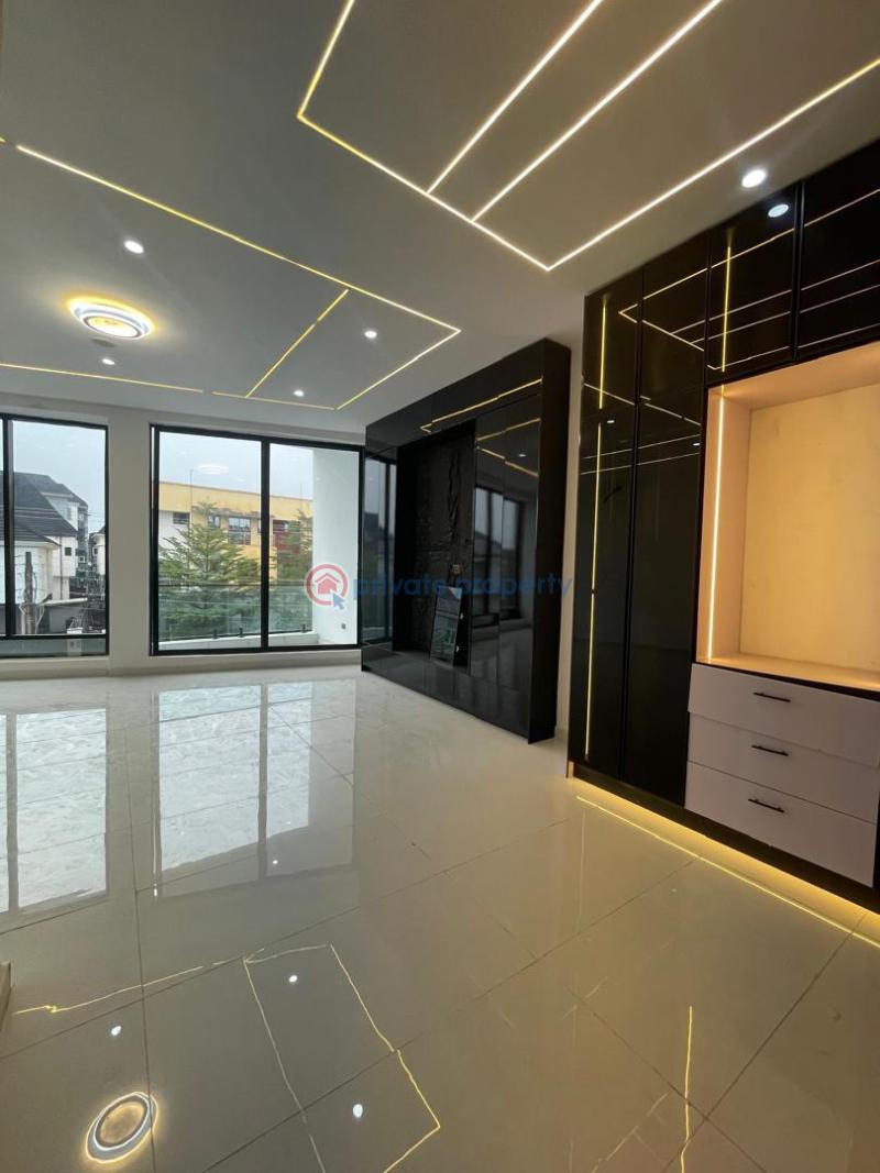 5 bedroom Detached Duplex For Sale Chevron Toll Gate Lekki Lagos - 10