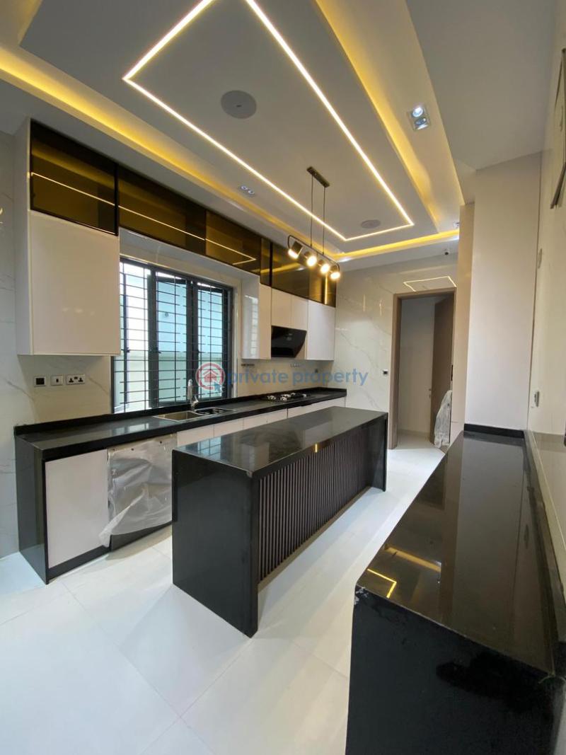 5 bedroom Detached Duplex For Sale Lekki Phase 1 Lagos - 10