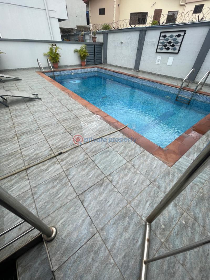 5 bedroom Terraced Duplex For Rent Shonibare Estate Maryland Lagos - 19