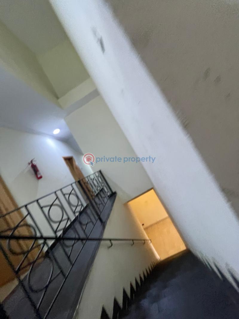5 bedroom Terraced Duplex For Rent Shonibare Estate Maryland Lagos - 11