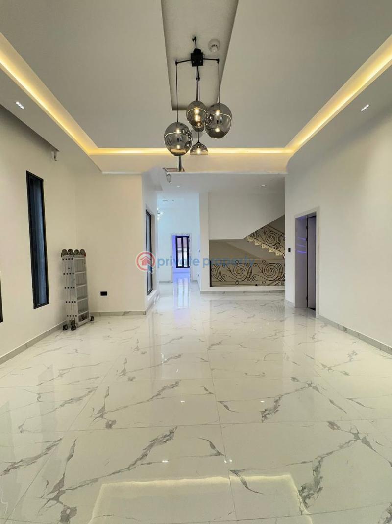 6 bedroom Detached Duplex For Sale Pinnock Beach Estate Osapa Lekki Lagos - 16