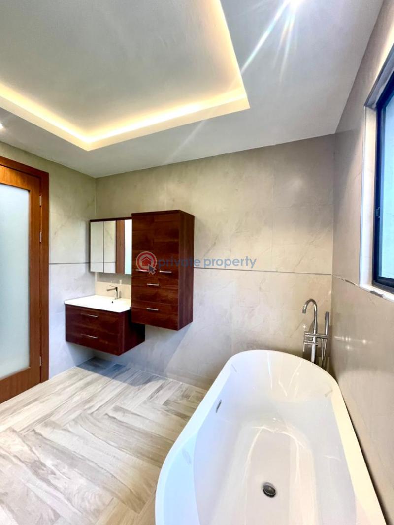 6 bedroom Detached Duplex For Sale Banana Island Ikoyi Lagos - 18
