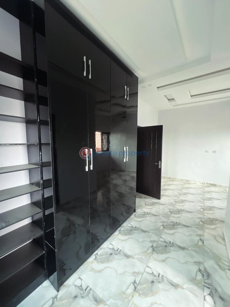 4 bedroom Detached Duplex For Sale Shagari Estate Ipaja Lagos - 3