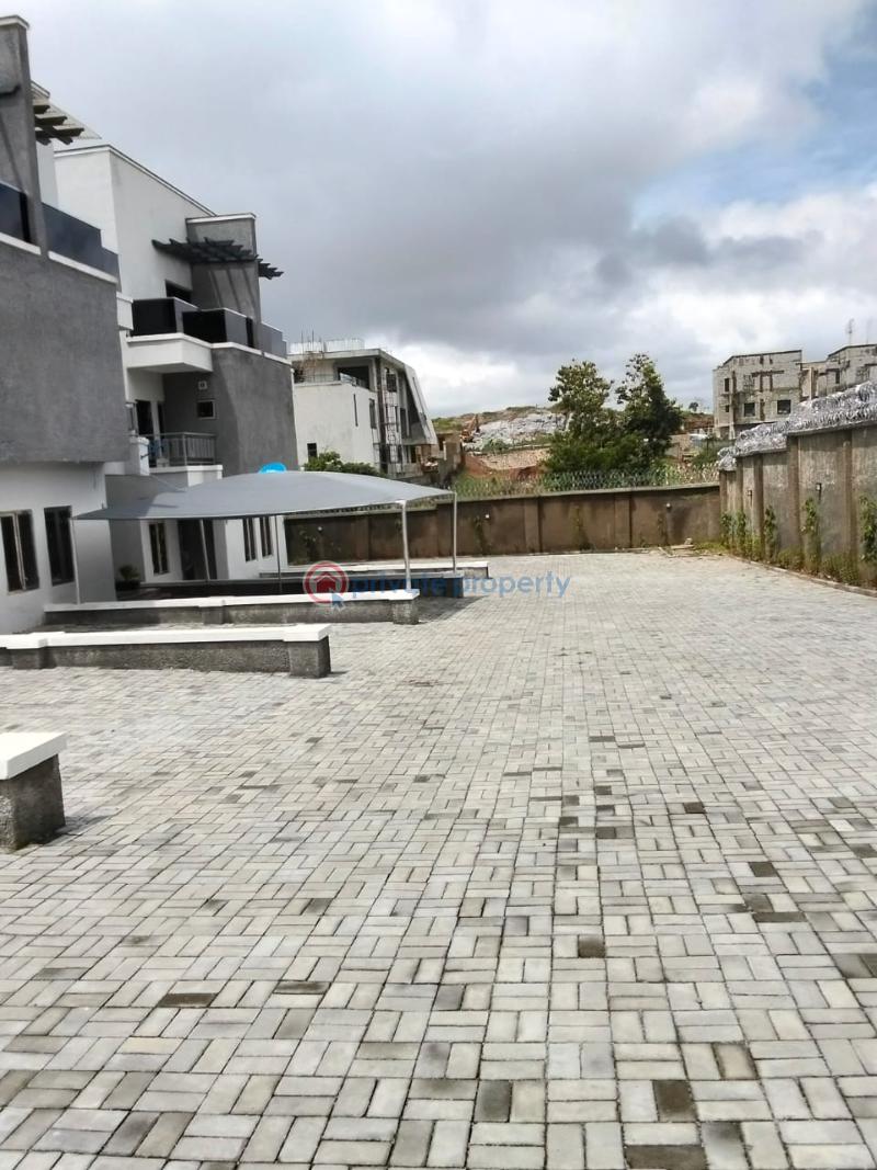 House For Sale Guzape Abuja Phase 1  - 10