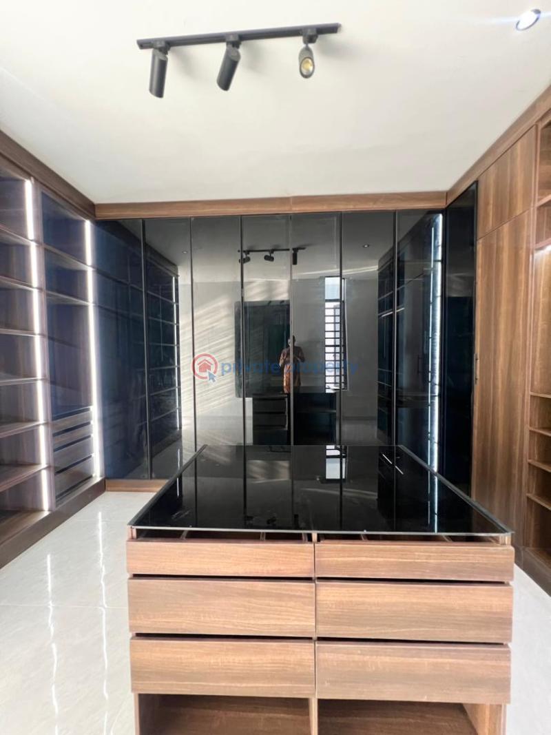 Premium fully automated 5 bedroom fully detached duplex - 19 5 bedroom Detached Duplex For Sale Royal Pine Estate, Off Orchid Road Lafiaji Lekki Lagos - 19
