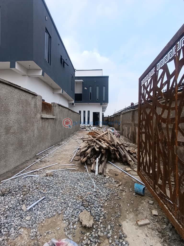 4 bedroom Detached Duplex For Sale Maryland Lagos - 7
