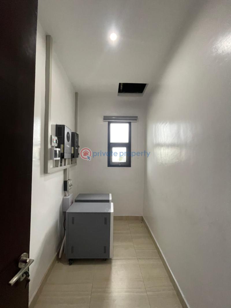 4 bedroom Penthouse For Rent Shonibare Estate Maryland Lagos - 17