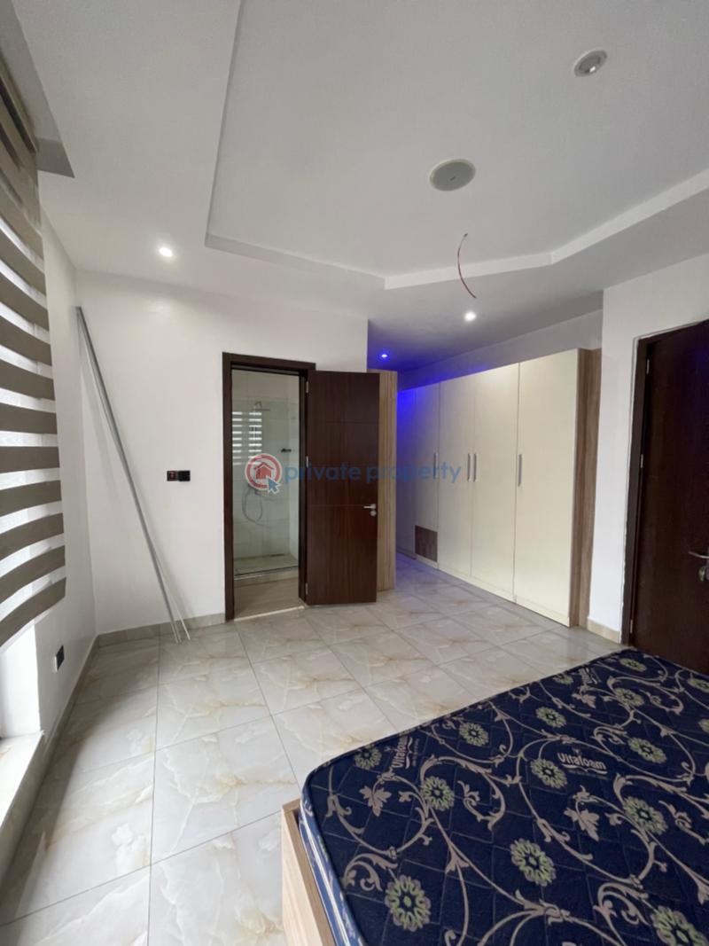 4 bedroom Penthouse For Rent Shonibare Estate Maryland Lagos - 5