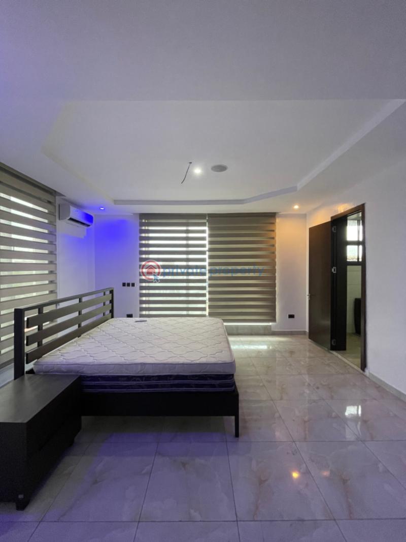 4 bedroom Penthouse For Rent Shonibare Estate Maryland Lagos - 9