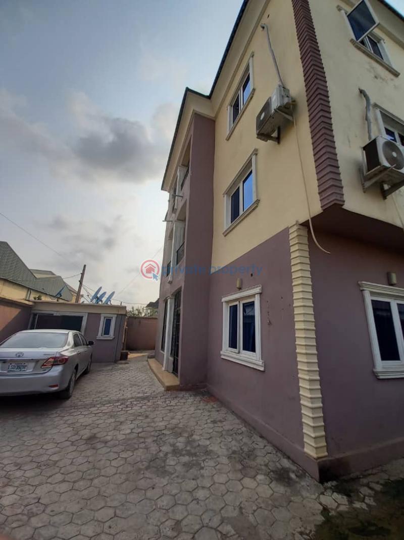 3 bedroom Block Of Flats For Sale Ago Palace Isolo Lagos - 3