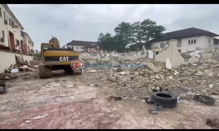 Mixed use Land For Sale Lekki Lagos