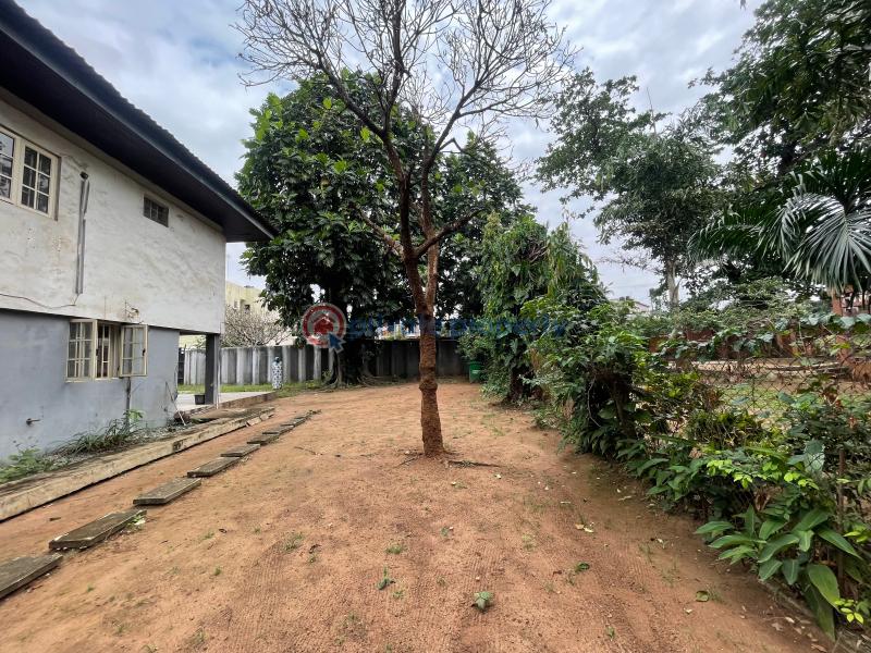 Premium land in one of lagos prestigious estate - 2 Residential Land For Sale Shonibare Estate Maryland Lagos - 2