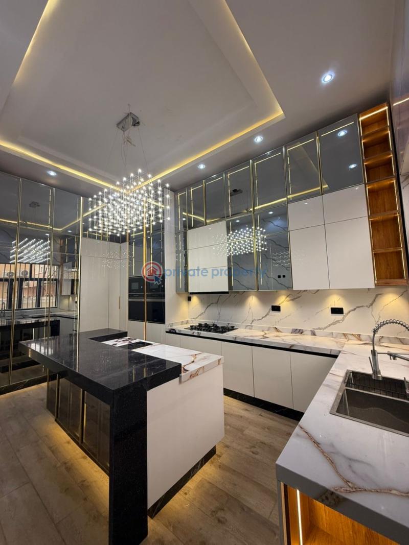 5 bedroom Detached Duplex For Sale Lekki Phase 1 Lagos - 1