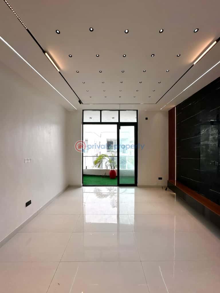 6 bedroom Detached Duplex For Sale Chevron , Lekki Chevron Drive Lekki Lagos - 9