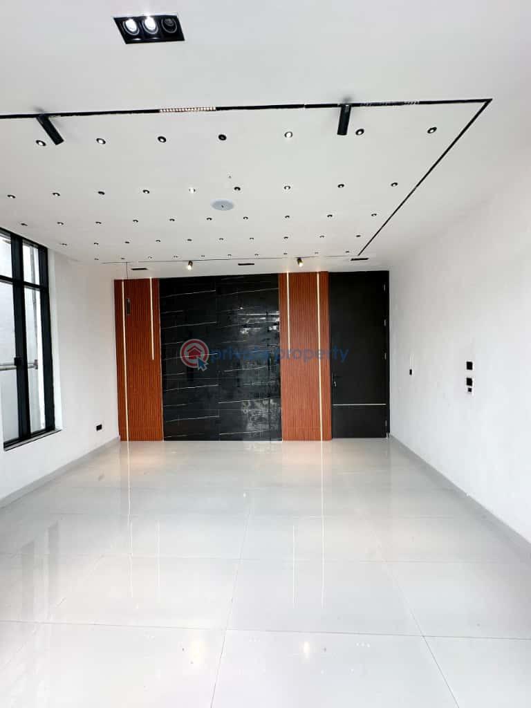 6 bedroom Detached Duplex For Sale Chevron , Lekki Chevron Drive Lekki Lagos - 22