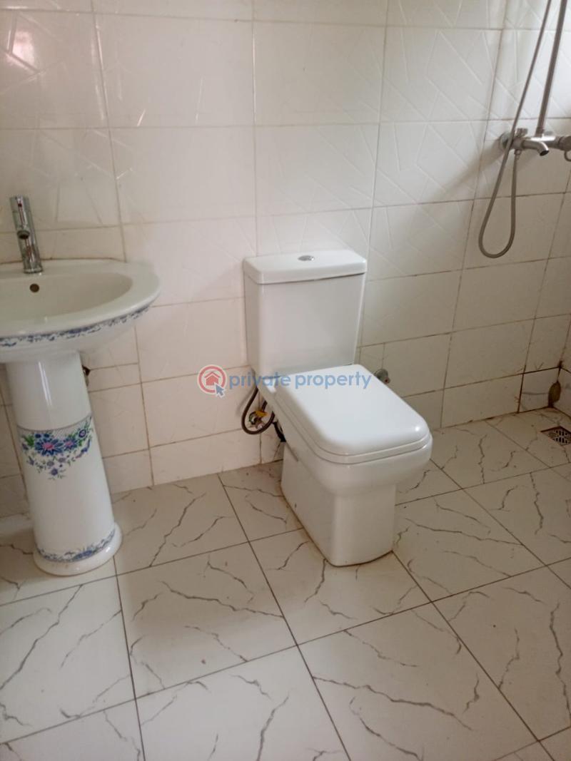 3 bedroom House For Sale Utako Abuja Phase 2  - 5