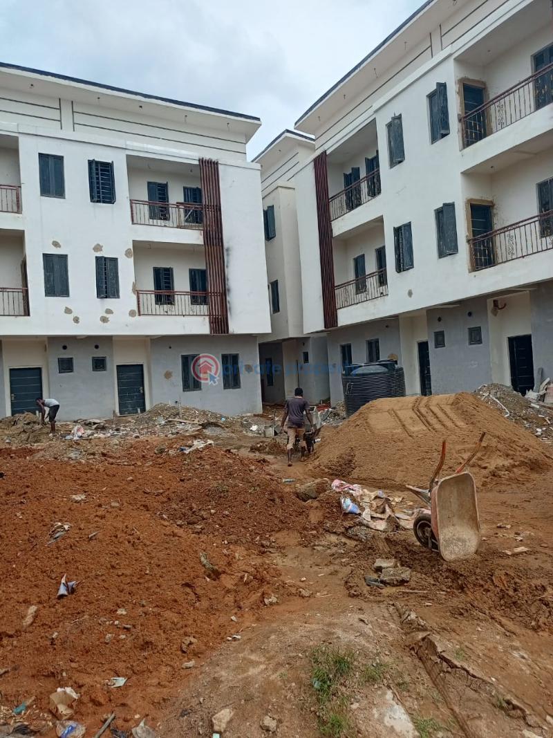 3 bedroom House For Sale Utako Abuja Phase 2  - 3