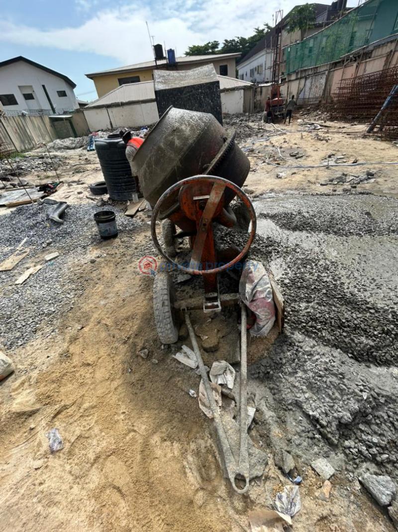 2 bedroom Block Of Flats For Sale Off Admiralty Way, Lekki Phase 1 Lekki Phase 1 Lagos - 14