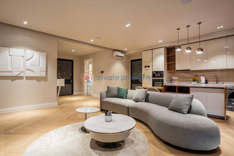 Premium one bedroom apartment | play-station 5,super fast wi-fi, netflix, pool & gym. - 1 1 bedroom Block Of Flats Short let Ahmadu Bello Way Victoria Island Lagos - 1