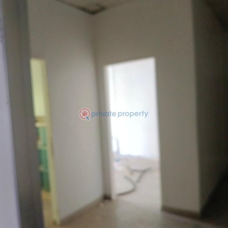 Mall/Complex/Plaza For Rent Jakande Lekki Lagos - 8