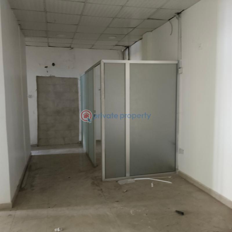 Mall/Complex/Plaza For Rent Jakande Lekki Lagos - 9