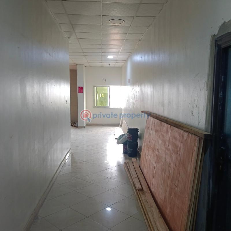 Mall/Complex/Plaza For Rent Jakande Lekki Lagos - 1