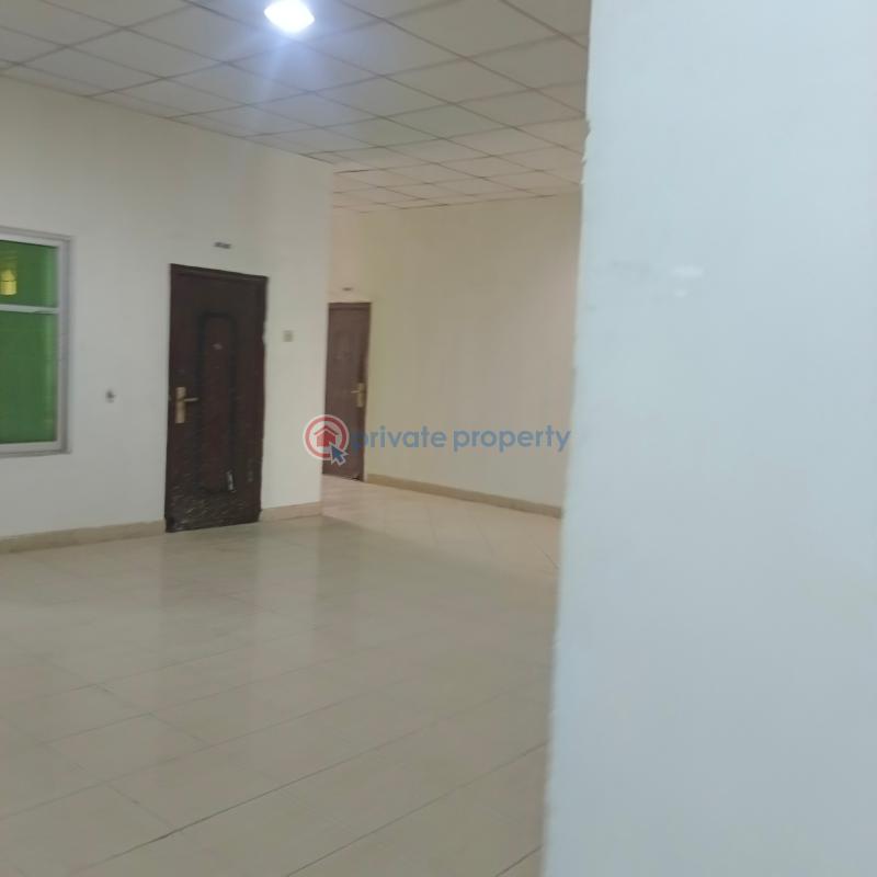 Mall/Complex/Plaza For Rent Jakande Lekki Lagos - 13