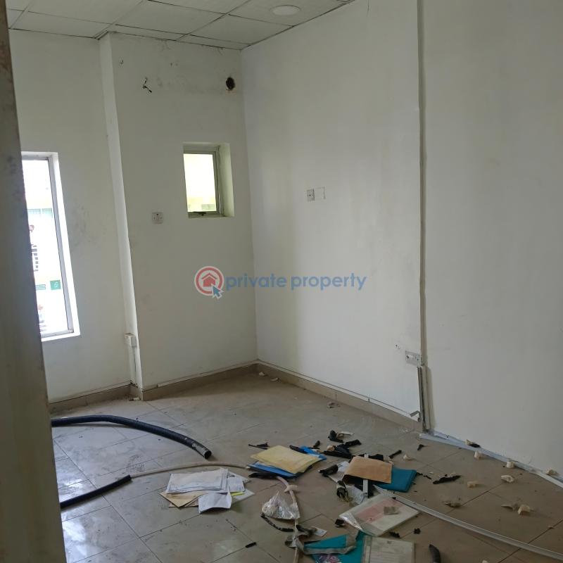 Mall/Complex/Plaza For Rent Jakande Lekki Lagos - 5