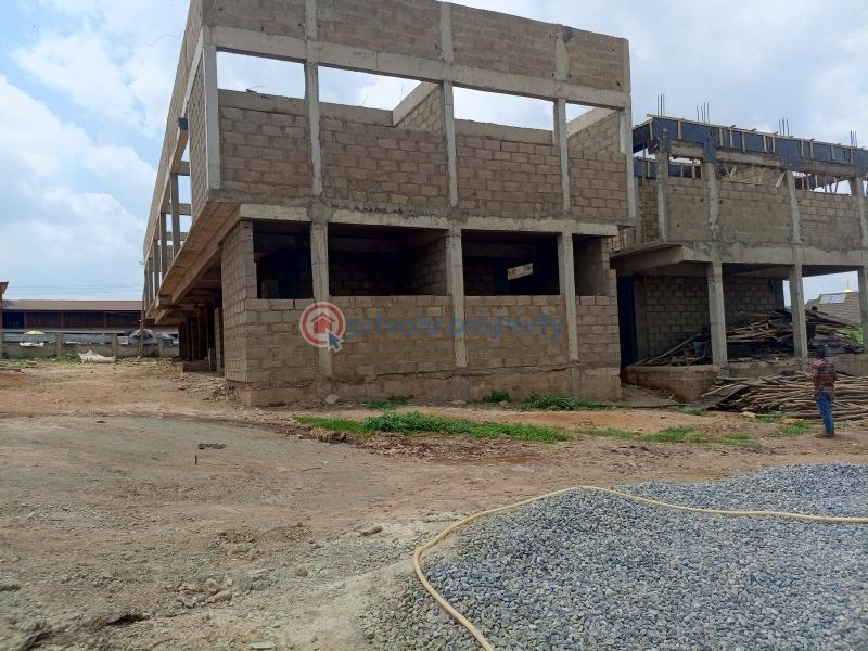 Mall/Complex/Plaza For Sale Agodi Ibadan Oyo - 1