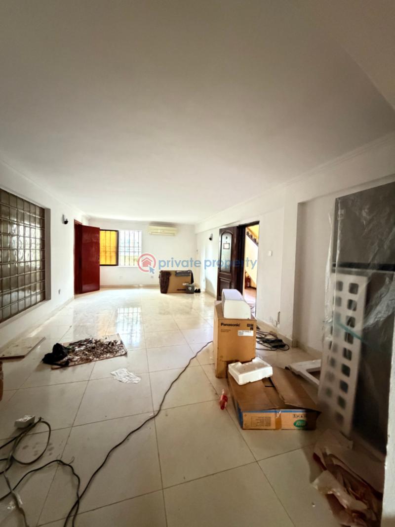 2 bedroom Block Of Flats For Rent Shonny Highway, Shonibare Estate Shonibare Estate Maryland Lagos - 0