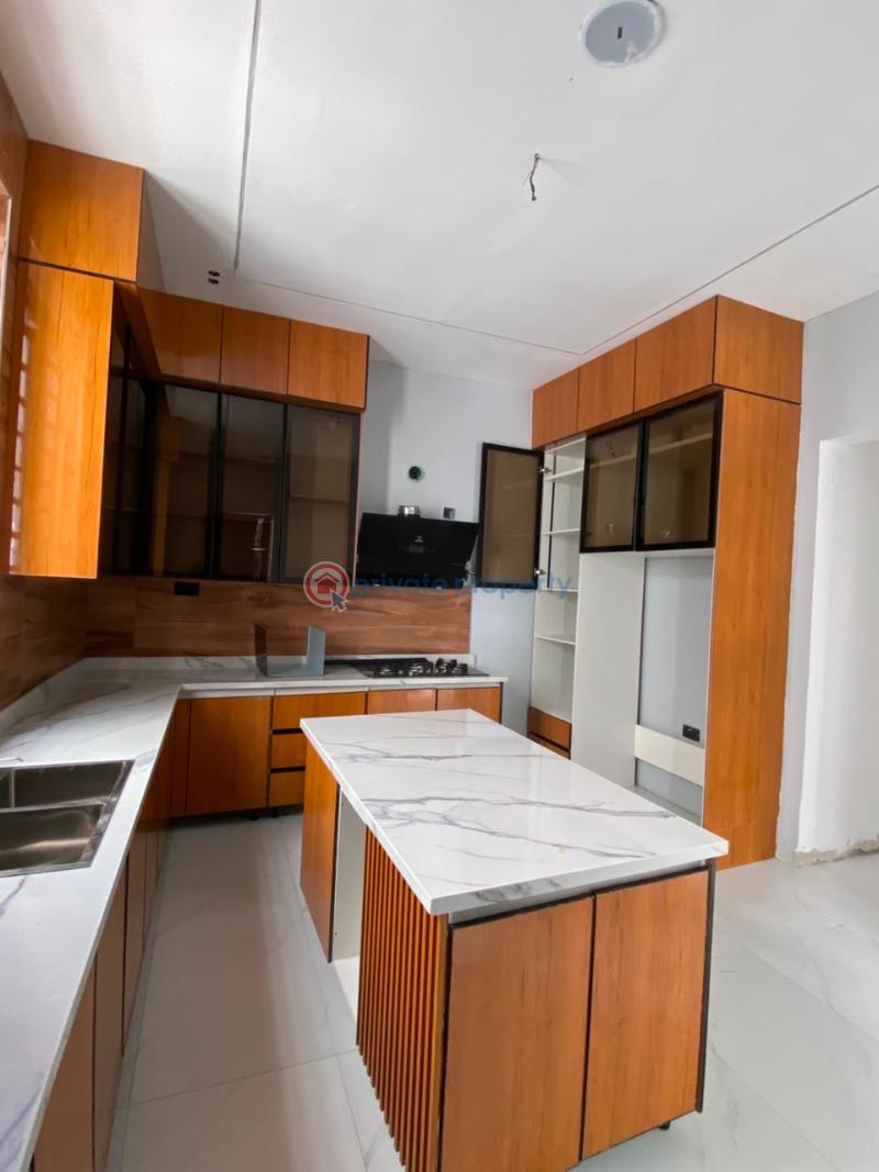 5 bedroom Detached Duplex For Sale Chevron Drive Lekki Lagos - 14