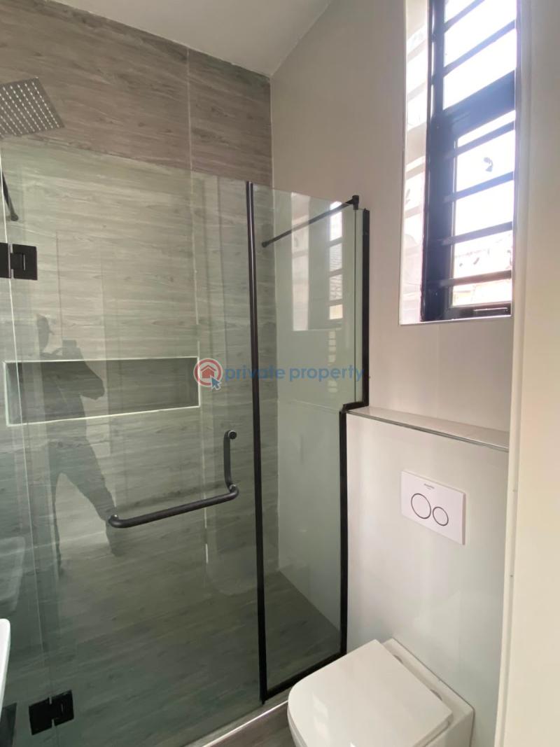 5 bedroom Detached Duplex For Sale Chevron Drive Lekki Lagos - 1