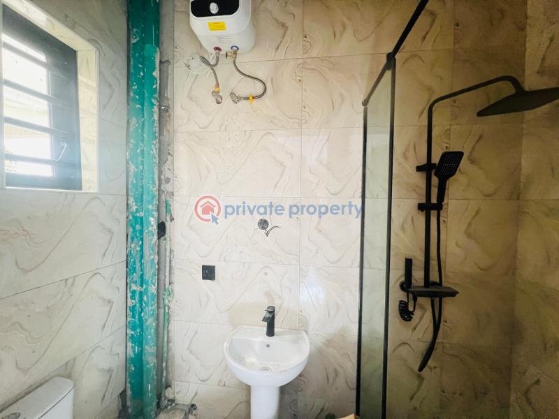 1 bedroom Flat & Apartment For Sale Lekki Phase 1 Lagos - 3