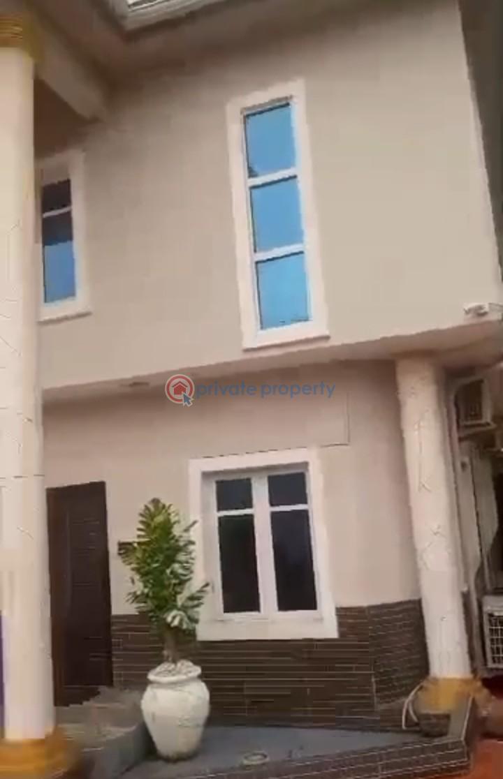 8 bedroom Detached Duplex For Sale Ajao Estate Oshodi Lagos - 1