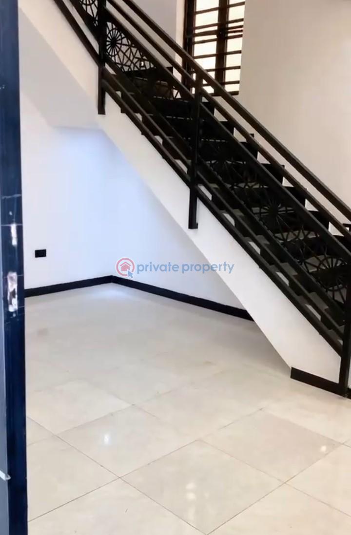 6 bedroom Detached Duplex For Sale Magodo Phase 2 Magodo GRA Phase 2 Kosofe/Ikosi Lagos - 5