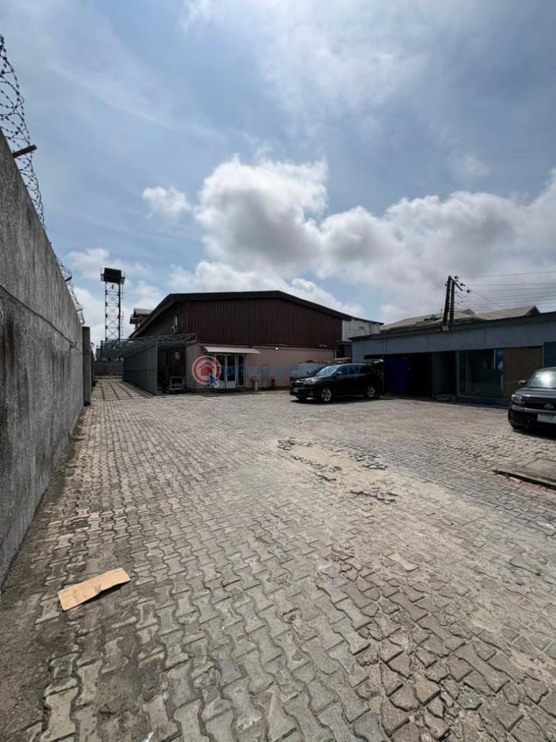 Mixed use Land For Sale Lekki Phase 1 Lagos - 2
