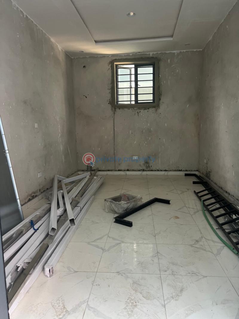 Shop For Sale Orchid Road Lafiaji Lekki Lagos - 4