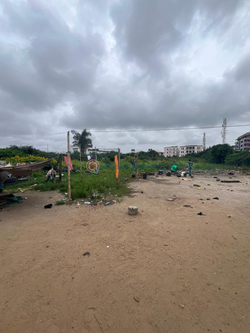 Land For Sale Close To Chisco Bus Stop Lekki Expressway Lagos - 0
