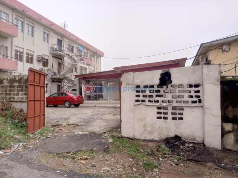 Office For Sale Along Ikorodu Road Obanikoro Shomolu Lagos - 1