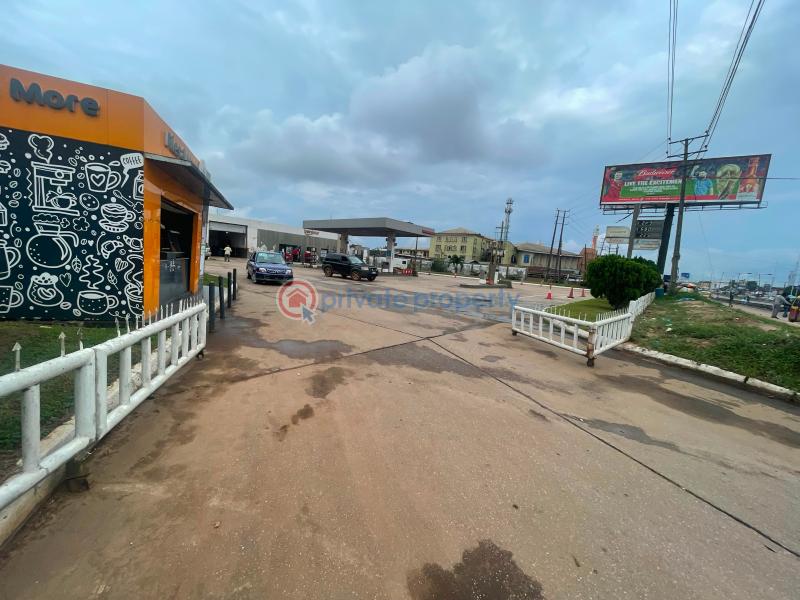 Filling Station For Sale Along Benin–lagos Expressway, Ugbowo, Benin City, Edo State. Benin Edo - 1