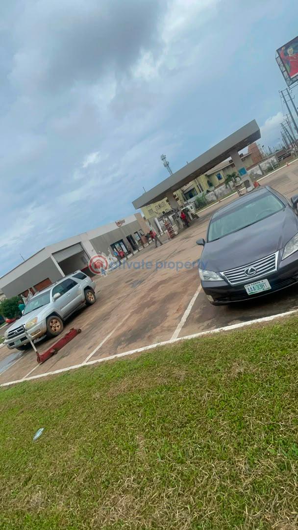 Filling Station For Sale Along Benin–lagos Expressway, Ugbowo, Benin City, Edo State. Benin Edo - 11