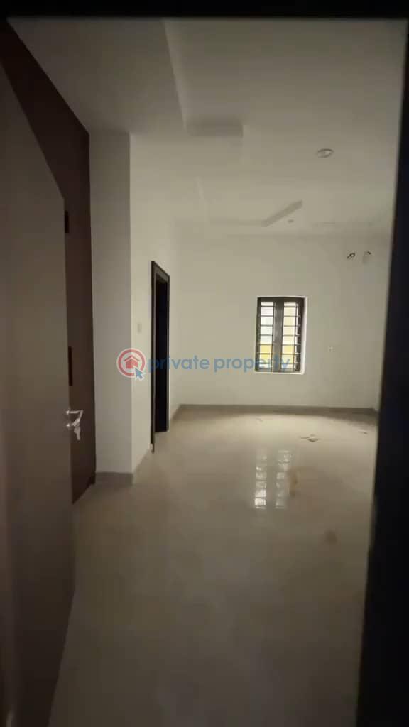 3 bedroom Block Of Flats For Sale Guzape Abuja Phase 1  - 1