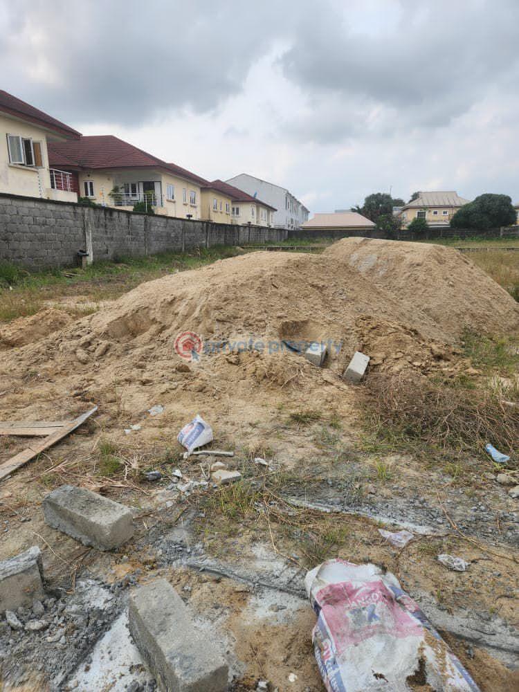 Mixed use Land For Sale Chevron Drive Lekki Lagos