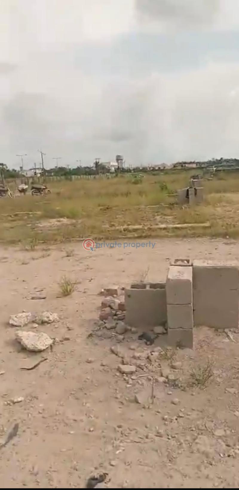 Mixed use Land For Sale Sharing Fence With Shoprite, Facing Monastery Road Opposite Emperor Estate. Fully Developed Environment Tittle Governor’s Consent Monastery Road Sangotedo Lagos - 0