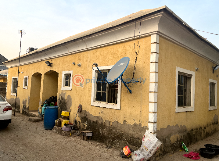 Flat & Apartment For Sale Fha Lugbe Lugbe Abuja Phase 4  - 5