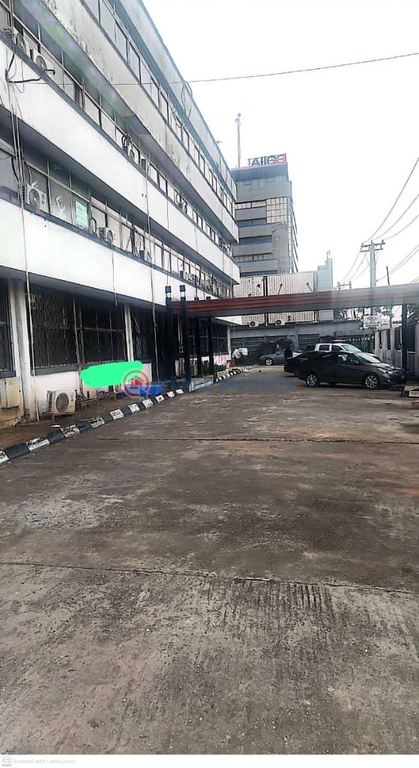 Office For Sale Nurses House, Churchgate Street, Off Idowu Taylor Street, Victoria Island, Lagos Idowu Taylor Victoria Island Lagos - 1