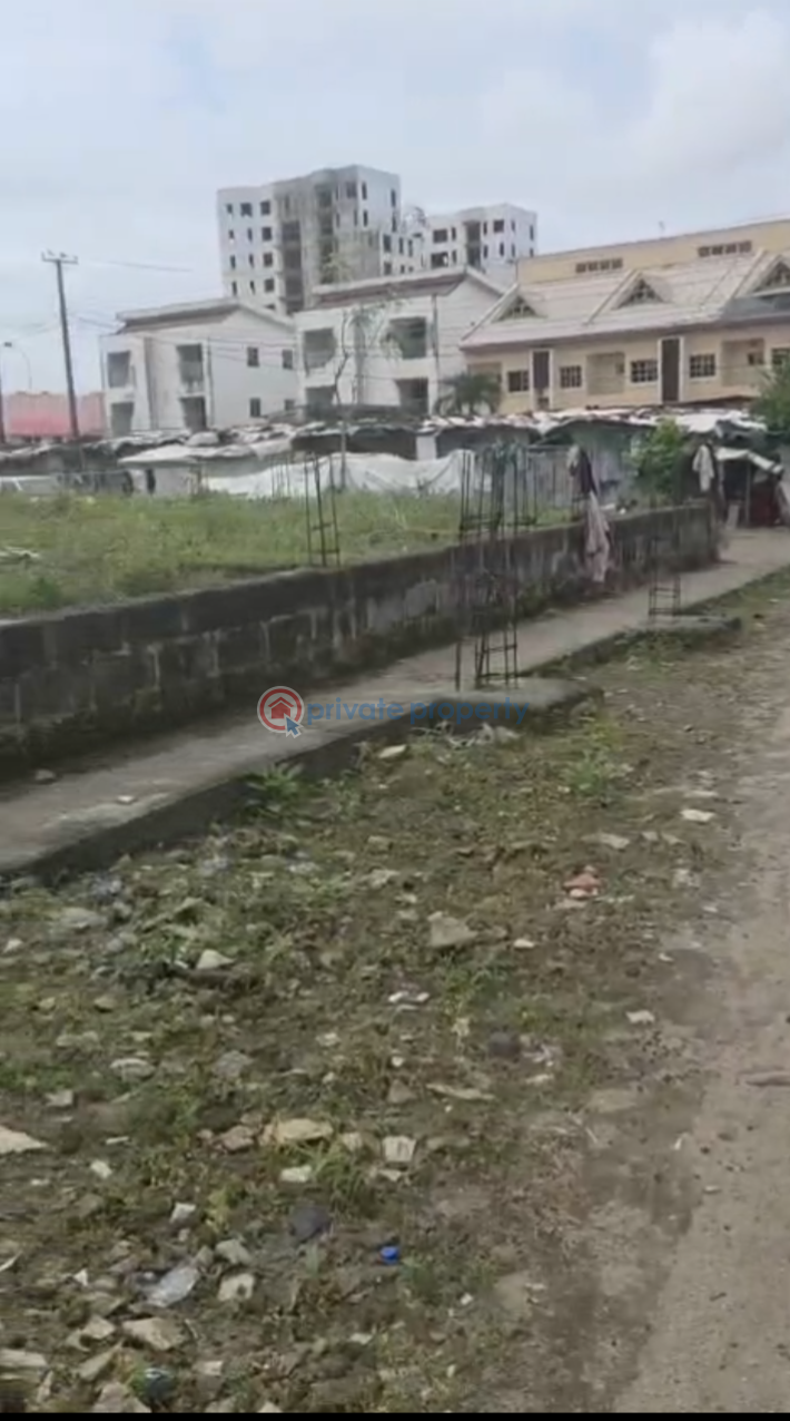 Mixed use Land For Sale Admiralty Road Lekki Phase 1 Lagos