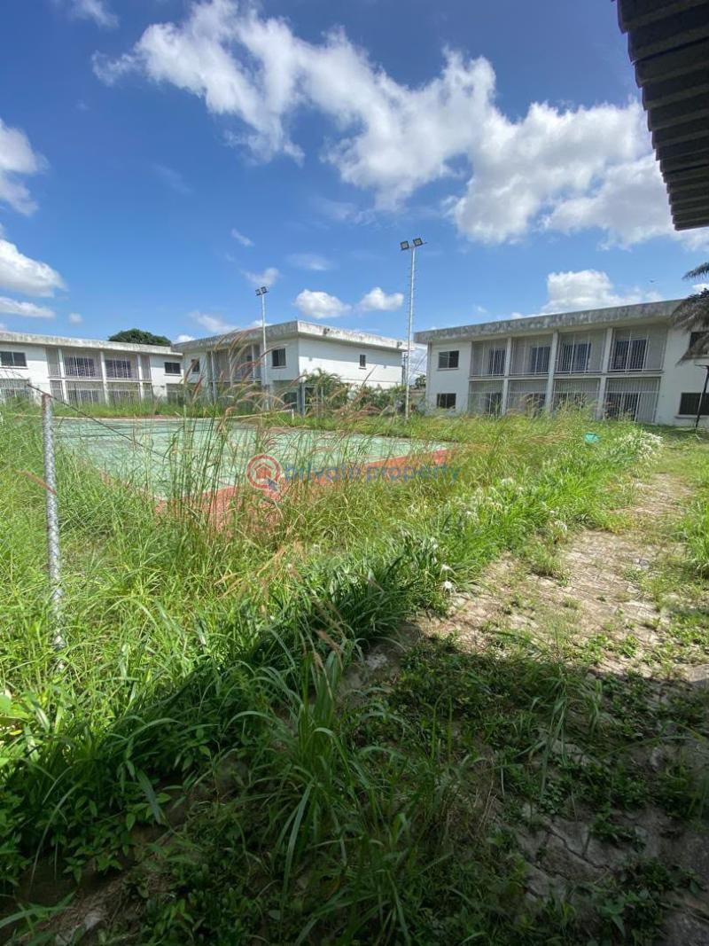 Mixed use Land For Sale Eric Moore, Area Eric Moore Surulere Lagos - 1