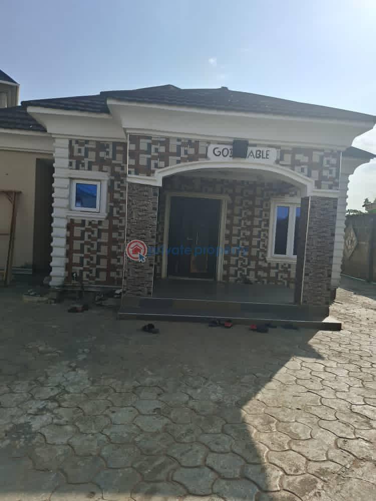 Flat & Apartment For Sale Unique Estate, Baruwa, Ipaja, Lagos State Baruwa Ipaja Lagos - 1